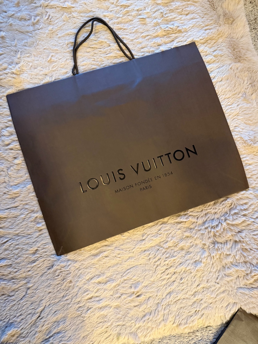 Authentic NEW  LOUIS VUITTON VINTAGE BIG SHOPPING BAG